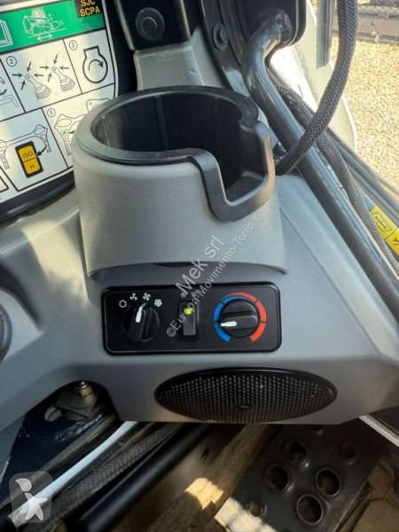 Pá carregadora Bobcat T590