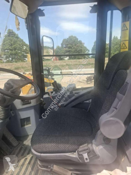 Incarcator Komatsu