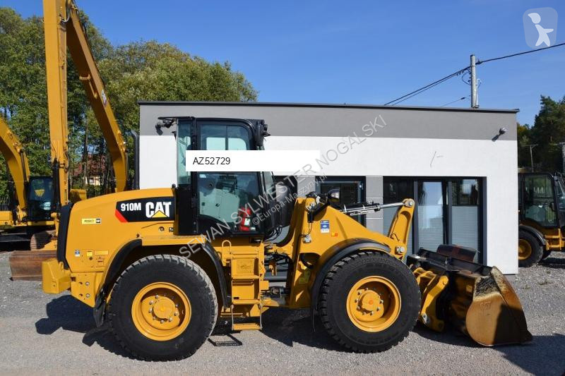 Chargeuse Caterpillar 910 M