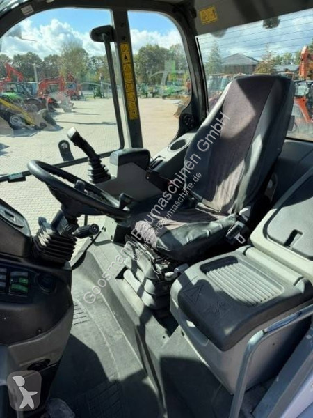 Chargeuse Kramer 8115