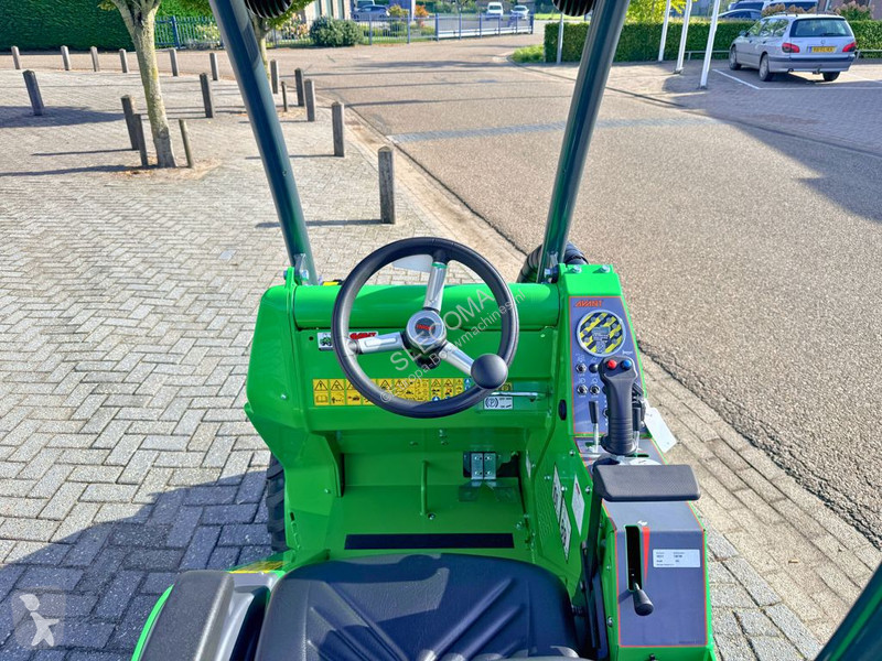 Chargeuse Avant tecno 423 TDL Shovel