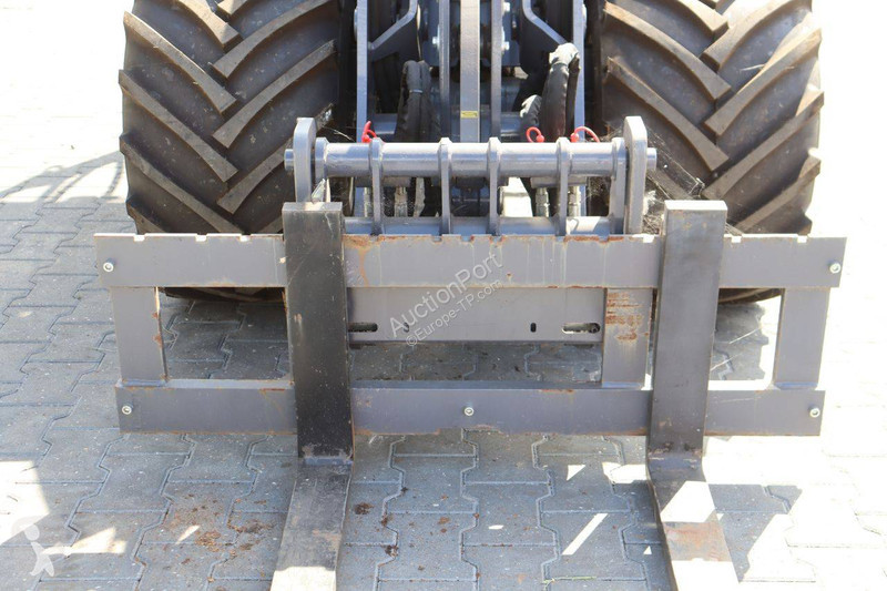 Chargeuse Eurotrac 850/W13F