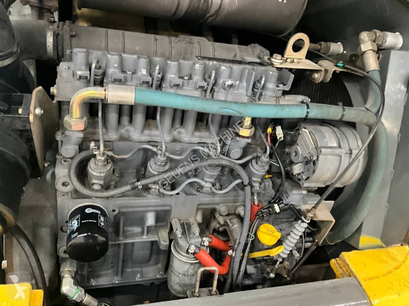 Chargeuse Kramer 750