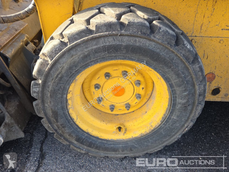 Shovel Gehl R190