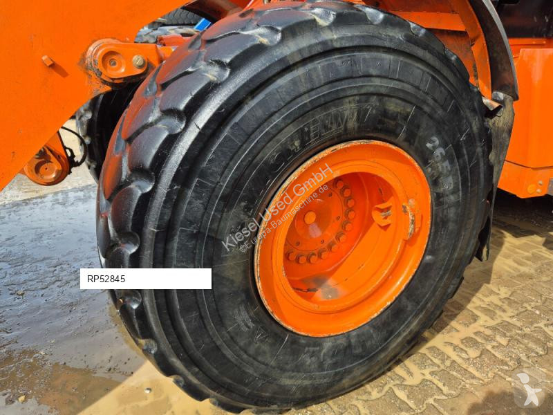 Товарач Hitachi 6