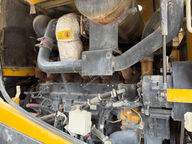 مُحمّلة Komatsu