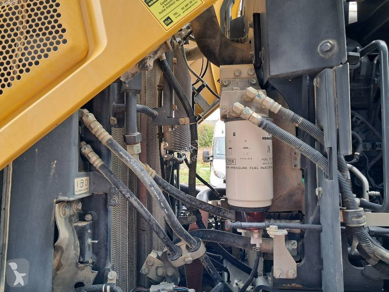مُحمّلة Komatsu WA475-10E0