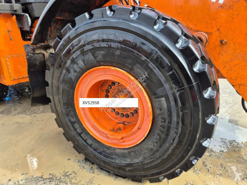 Товарач Hitachi 6