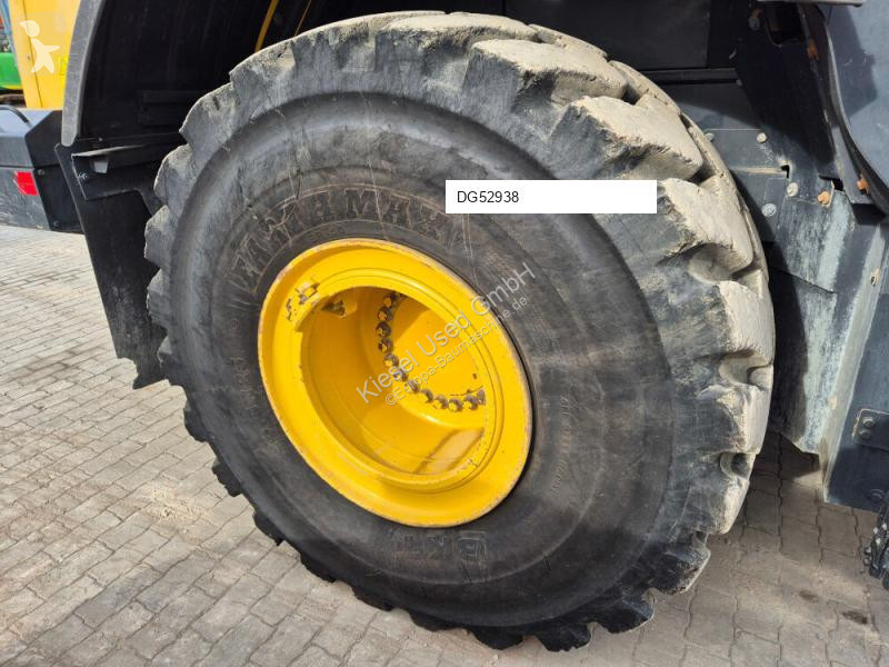 Товарач Komatsu WA475-10