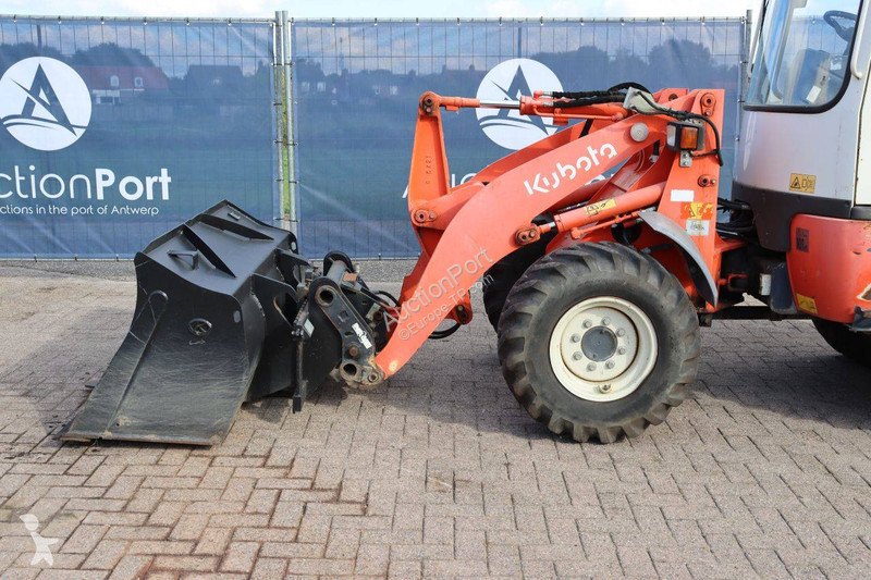 Shovel Kubota N