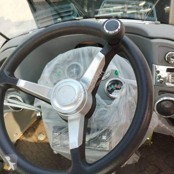 Pá carregadora CLC CLC  T 1000
