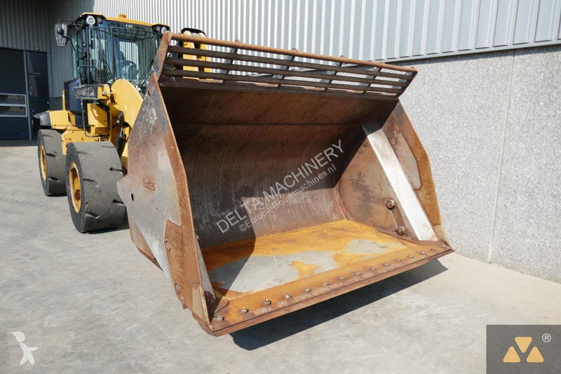 Pala Caterpillar 938M