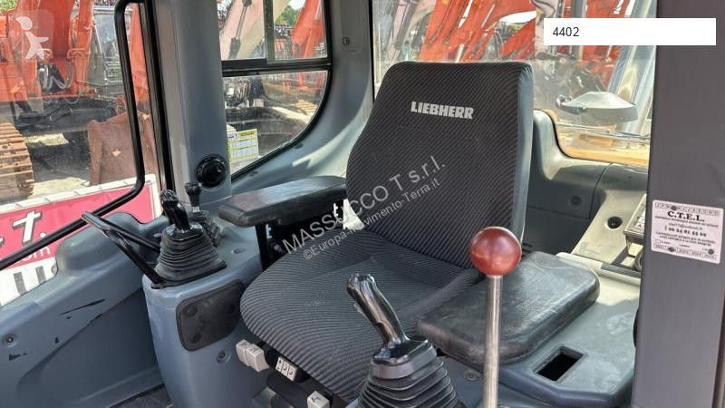 Shovel Liebherr