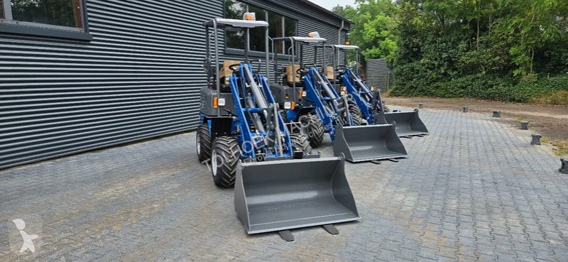 Chargeuse  E WOLF 606 electro shovel.