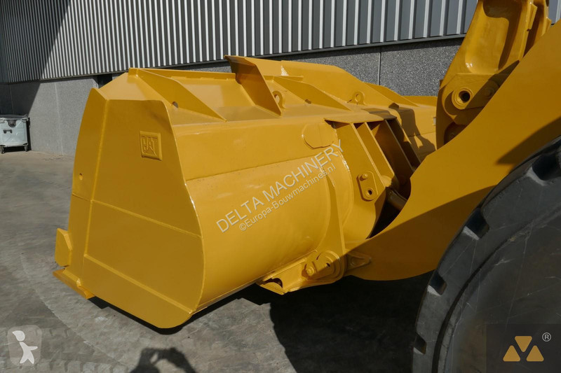 Shovel Caterpillar 980M