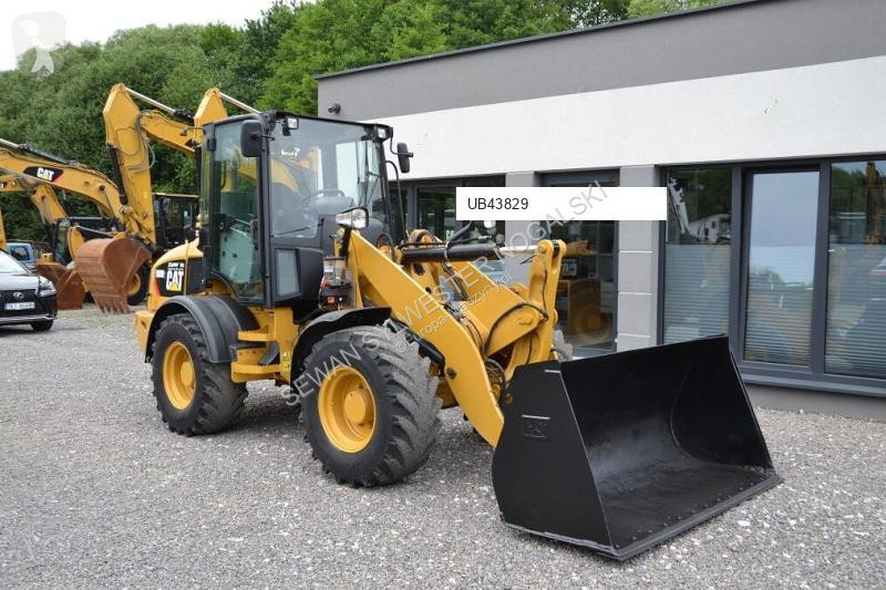 Pá carregadora Caterpillar H2
