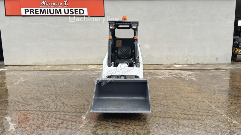 Shovel Bobcat