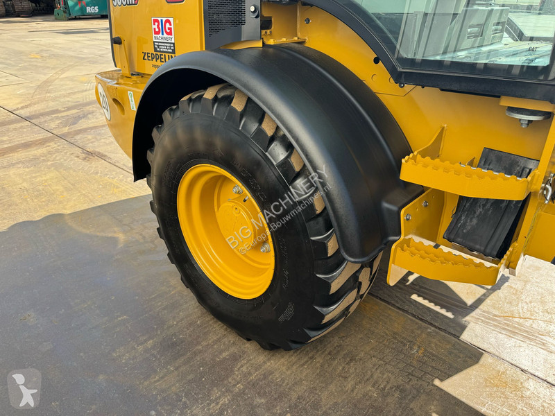 Shovel Caterpillar M