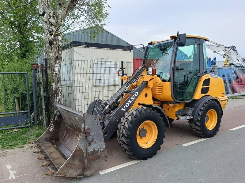 Shovel Volvo L 20 F-P shovel wiellader loader...