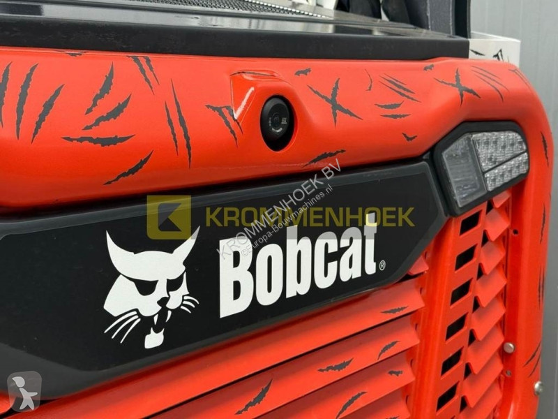 Shovel Bobcat T 76