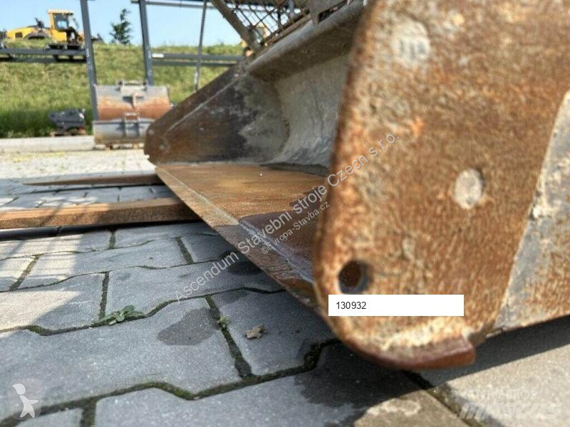 Shovel Volvo MC70C