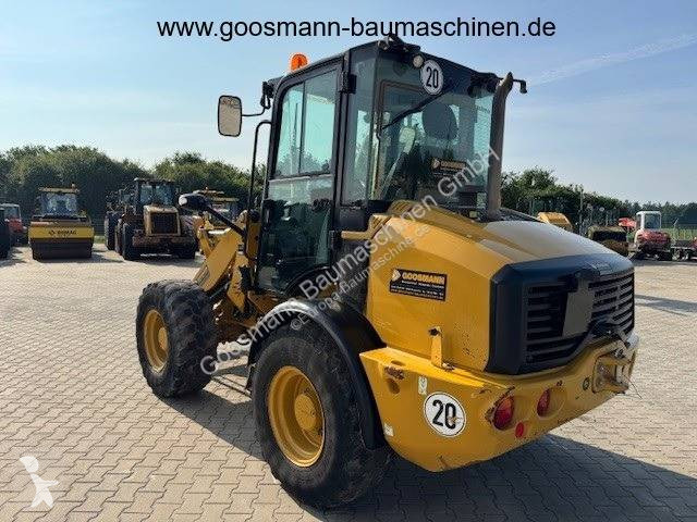 Shovel Caterpillar CAT 908 M