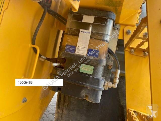 مُحمّلة Volvo L 120 H (12005485)