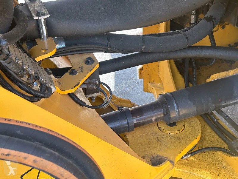 Shovel Volvo L60H , CE, 31359 HOURS, AUXILIARY...