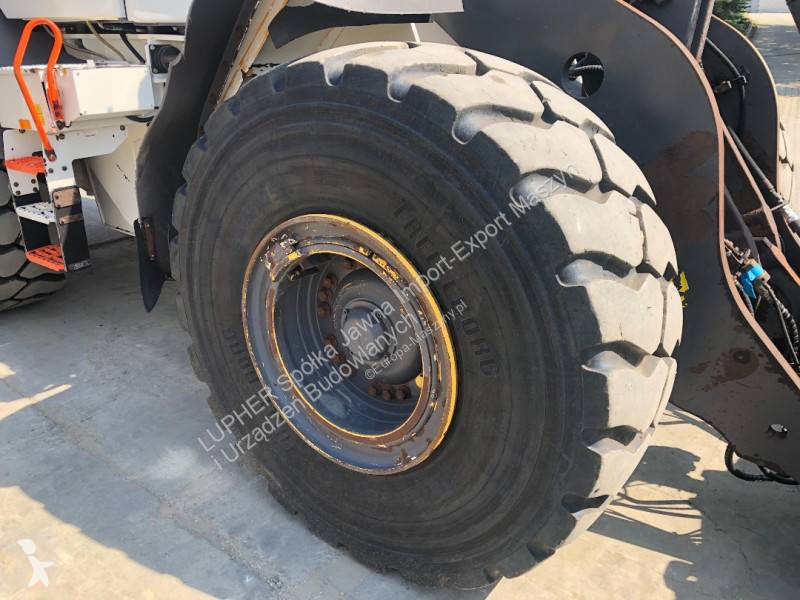 Nakladač Volvo L110H