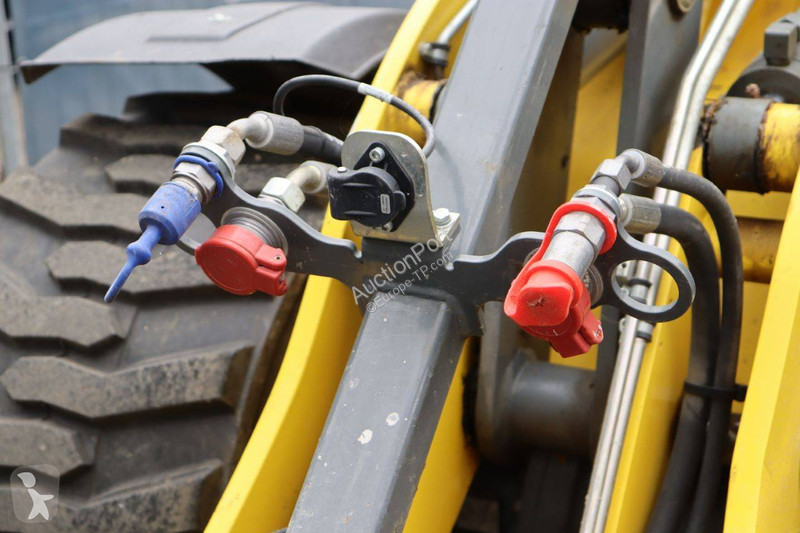 Pala cargadora Neuson WL25