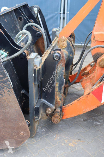 Pala cargadora Schaeff L100