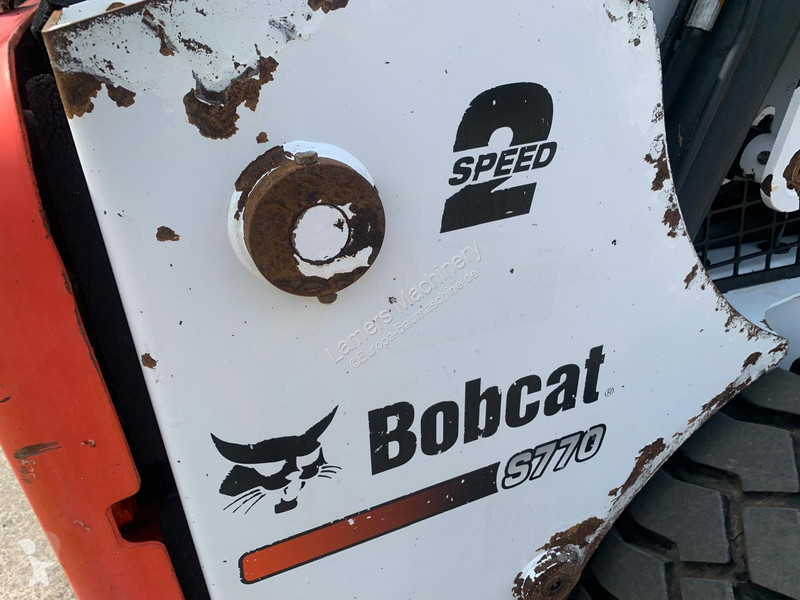 Shovel Bobcat NVT