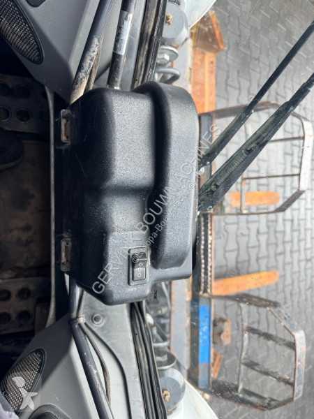 Shovel Bobcat