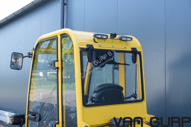 Shovel Eurotrac W11- MC (255)
