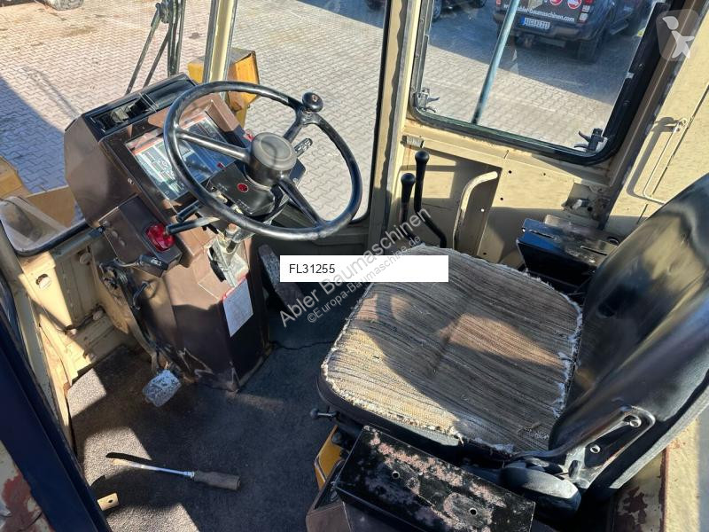 مُحمّلة Komatsu WA 200
