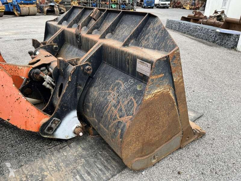 Shovel Hitachi  W130A