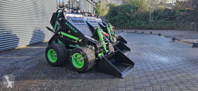 Nakladač  SK 650 SKIDSTEER LOADER NEW