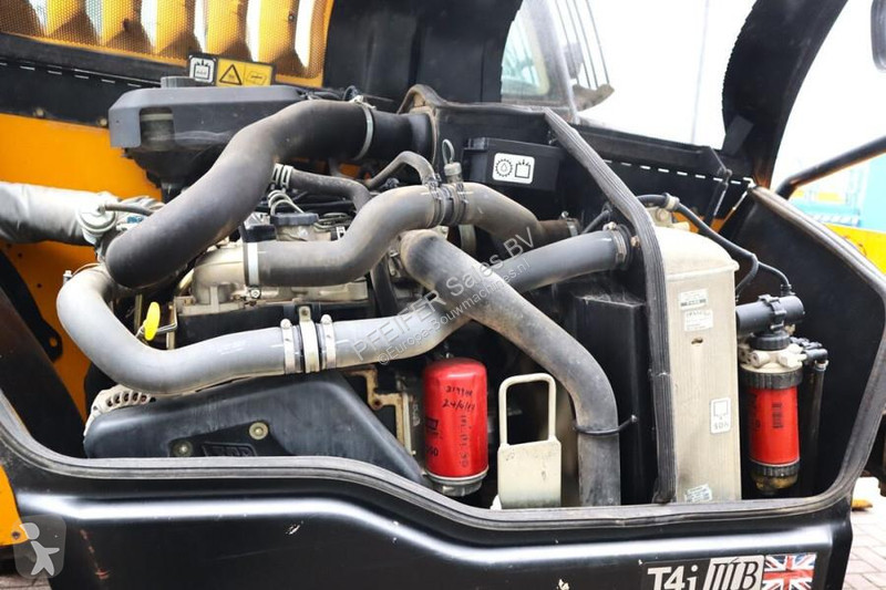 Chargeuse JCB Diesel, 4x4x4 Drive, 12.5m...