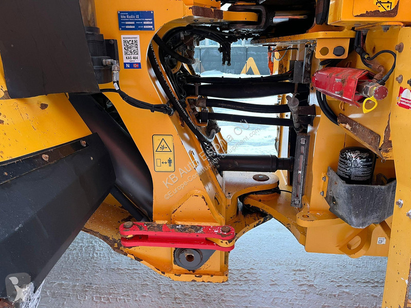 Фронтальный погрузчик Volvo L 260 H CENTRAL...
