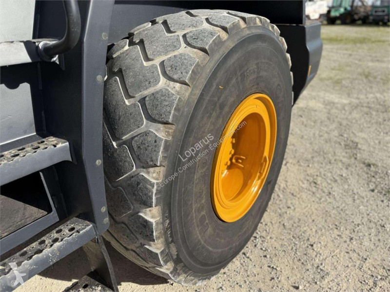 Фронтальный погрузчик Liebherr quick coupler