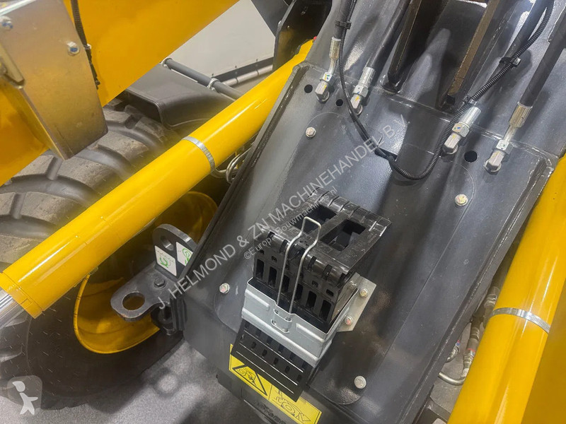 Chargeuse Komatsu WA80M-8E0 DEMO