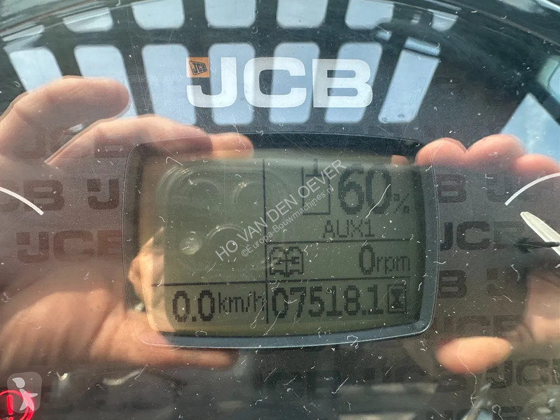 Chargeuse JCB s agri