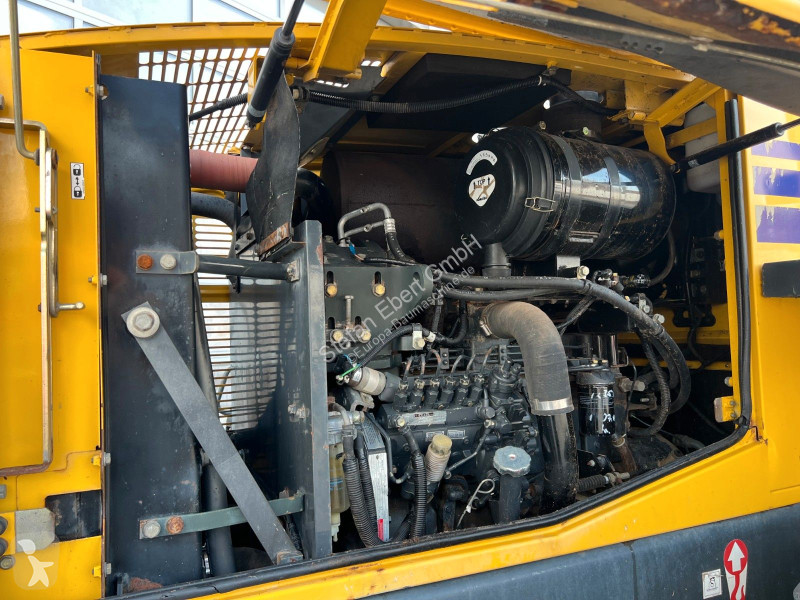 مُحمّلة Komatsu PT - 5H / 12.390h /