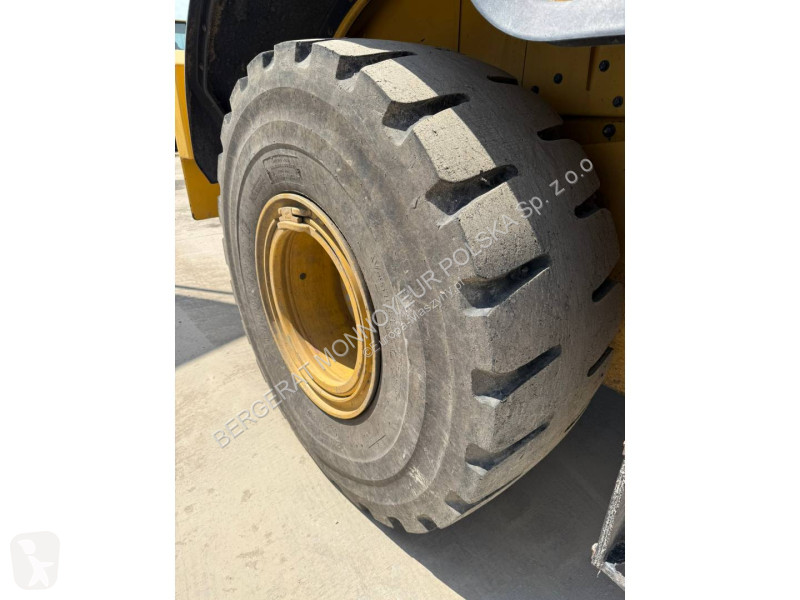Nakladač Caterpillar 962M