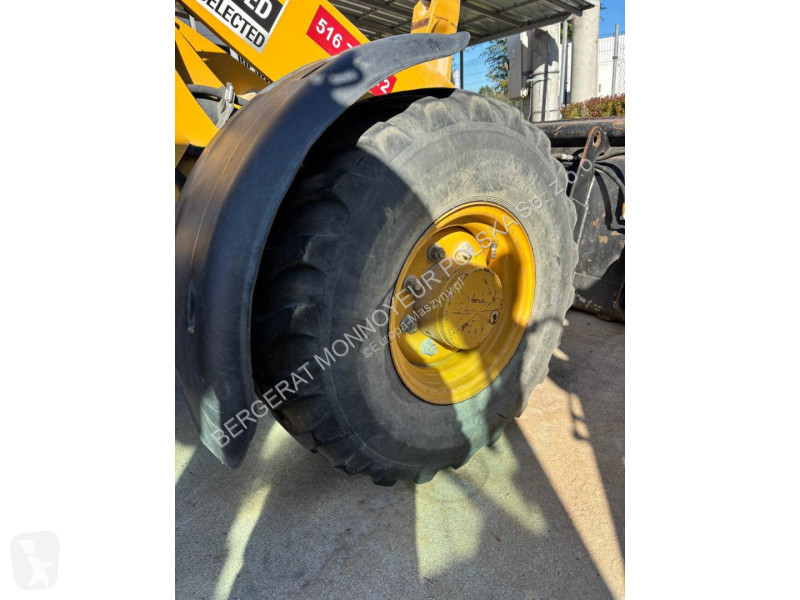 Nakladač Caterpillar 906M