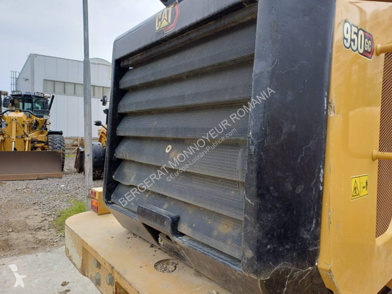 Nakladač Caterpillar 950GC