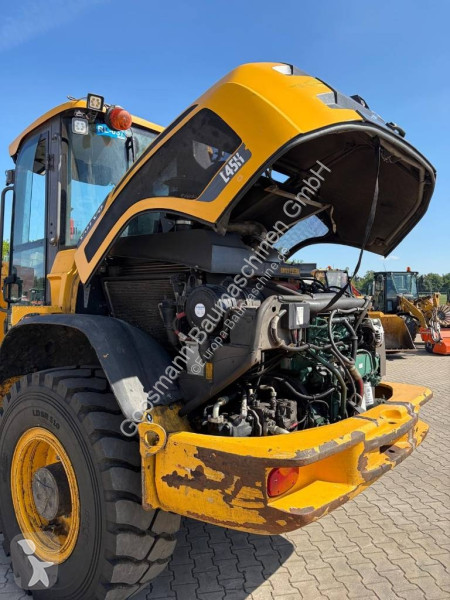 Nakladač Volvo H