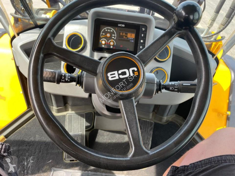 Chargeuse JCB S High Lift