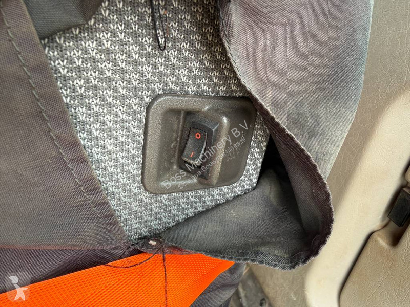 Nakladač Volvo - Weight System / Backup Camera