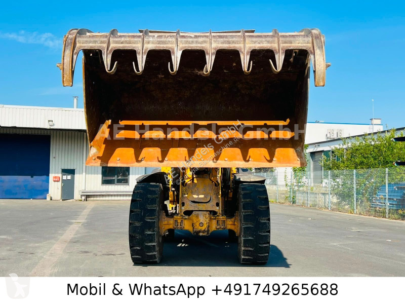 مُحمّلة Volvo L90H...